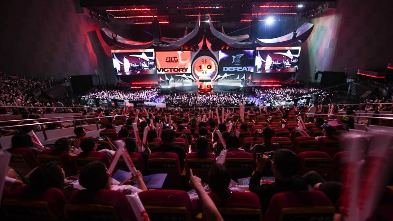 英雄联盟全球总决赛赛制结构如何运作