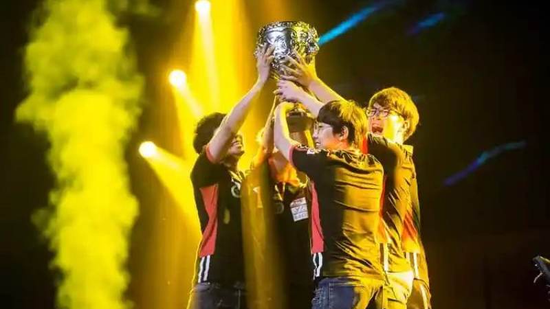 T1战队S16阵容怎么构成?英雄联盟总决赛阵容搭配与轮换逻辑